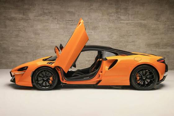 MCLAREN ARTURA 3.0 V6 BITURBO HYBRID SSG MCLAREN ARTURA 3.0 V6 BITURBO HYBRID SSG